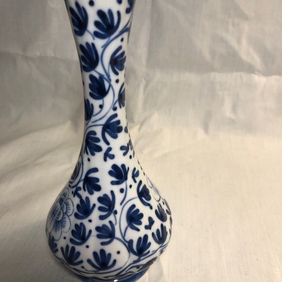SALE Pair of Handcrafted in Thailand Blue & White Ceramic Bud Vases. 6.75” tall - Picture 3 of 7